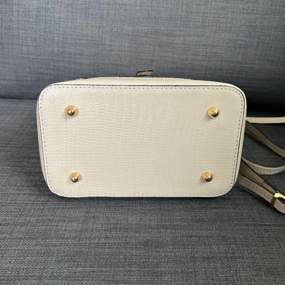 NWT DIVINA FIRENZE CONVERTIBLE BACKPACK SHOULDER BAG - Picture 10 of 10